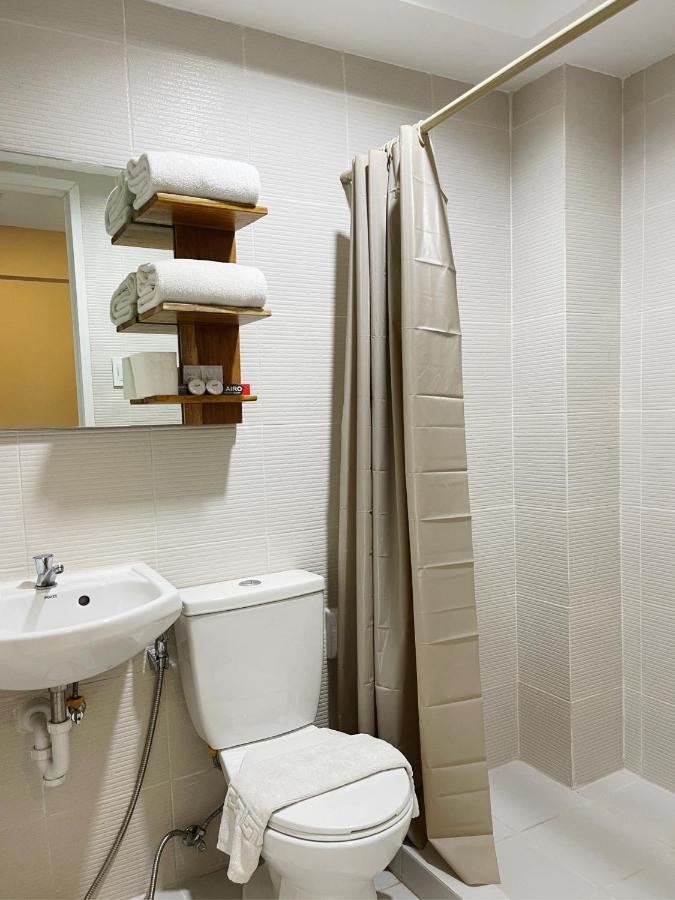 Airo Suites Makati Pasay Eksteriør billede
