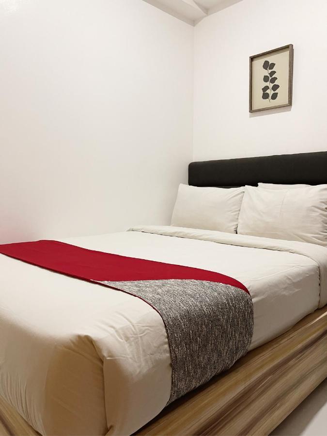 Airo Suites Makati Pasay Eksteriør billede