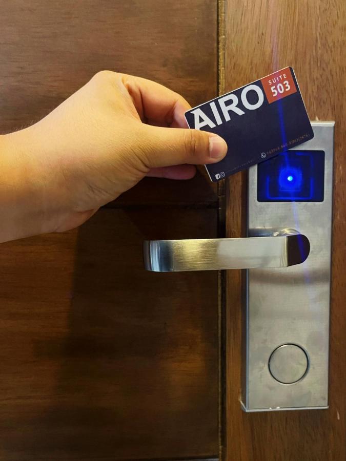 Airo Suites Makati Pasay Eksteriør billede